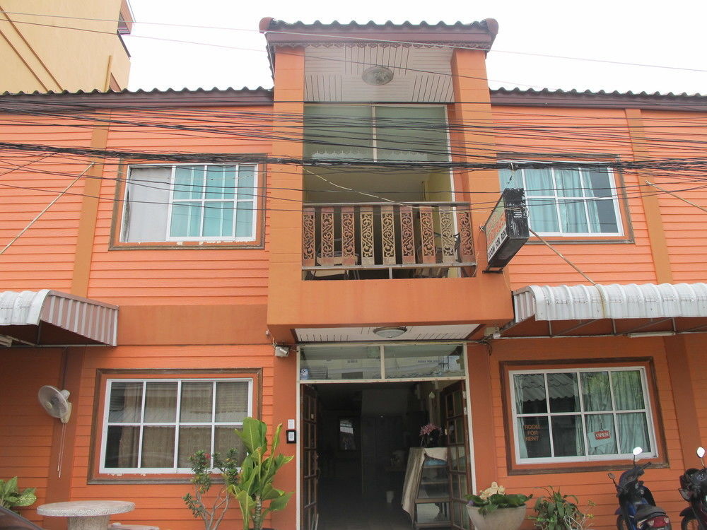 Aura House Ξενοδοχείο Pattaya Εξωτερικό φωτογραφία