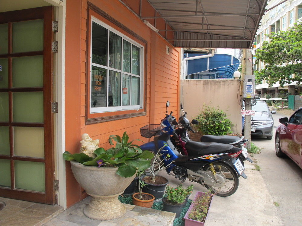 Aura House Ξενοδοχείο Pattaya Εξωτερικό φωτογραφία
